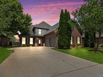 112 Rainwood Dr SW