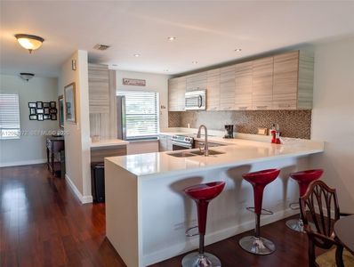 8460 Casa Del Lago #H