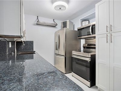 4633 Wild Indigo St APT 536