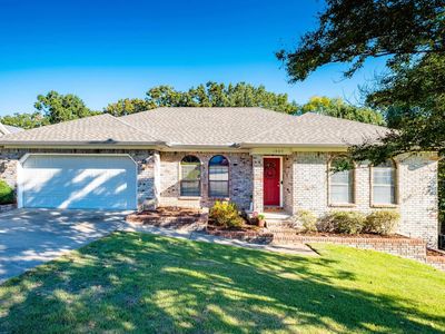 1909 N Hills Ct