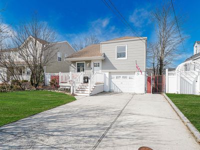43 Coolidge Avenue