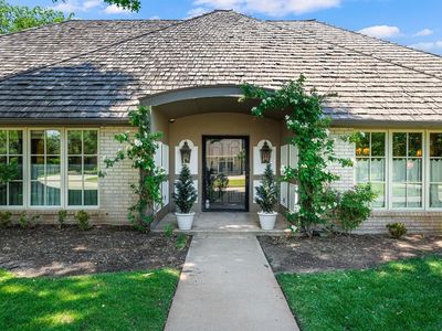 1401 Glenbrook Dr