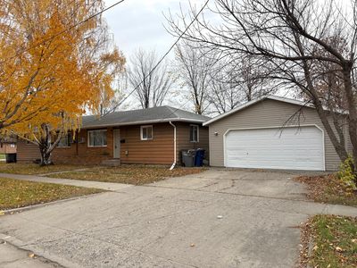 Property at 1621 9th Ave S, Moorhead, MN