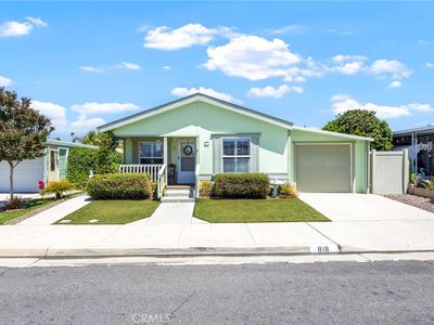 818 Portola Dr