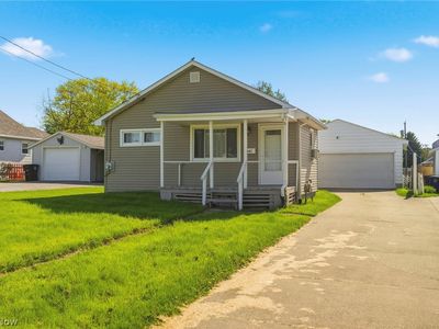 643 Stevenson Ave