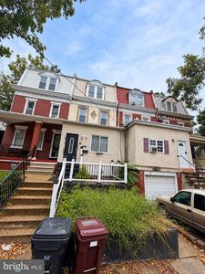 1405 W 6th St
