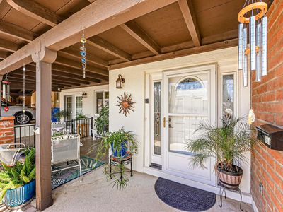 158 W Los Robles