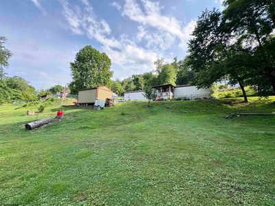 87 Lower Booth Rd