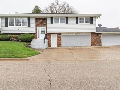 406 West Dewey Street