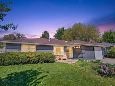 492 Hilton Drive