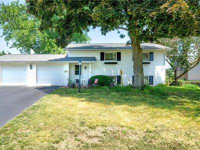 Property at 4487 Glasgow St, Center Valley, PA