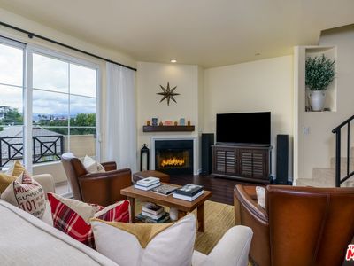 4400 Cartwright Ave Unit 205