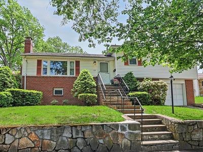 122 Puritan Dr