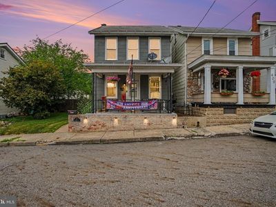 411 Elizabeth St