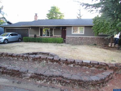 360 Cindy Ln NW