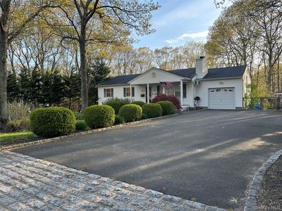 10 Black Pine Street
