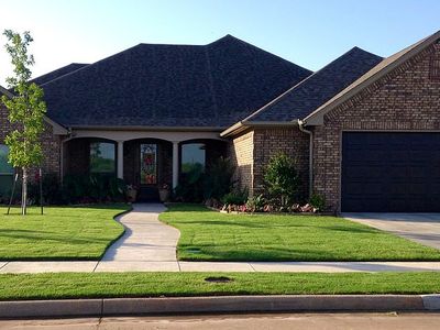 1743 Rockridge Dr