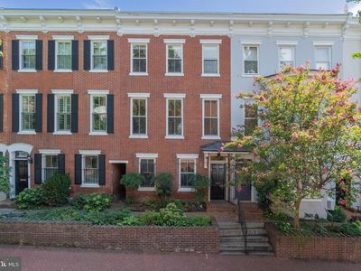 1434 Corcoran St NW