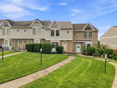 3033 Estate Dr