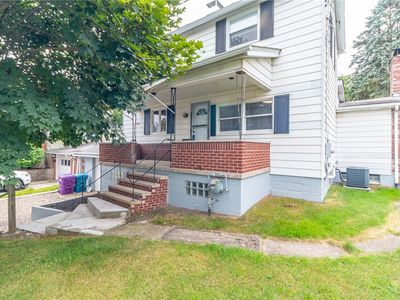 213 Plum St