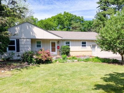 3613 Robin Ln