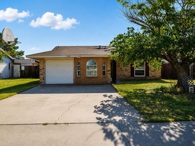9016 Rainbow Dr