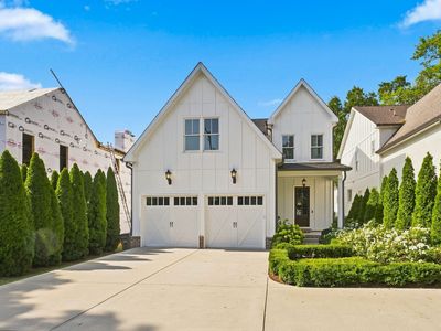 1119A Biltmore Dr