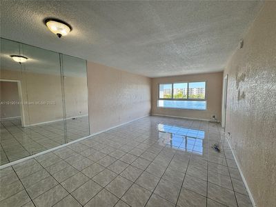 19255 NE 2nd Ave APT 2218