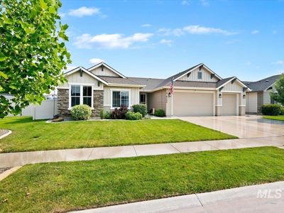 6190 E Canyon Crossing Dr