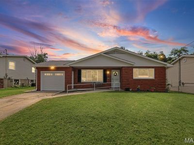 321 Hand Dr