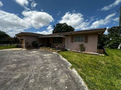 15 NW 88th St