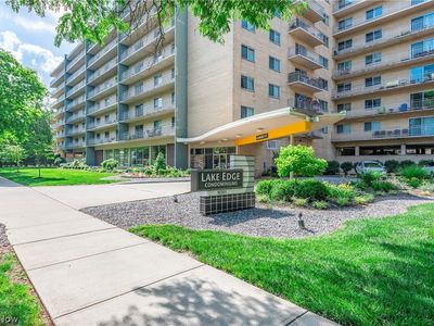 10301 Lake Ave APT 420