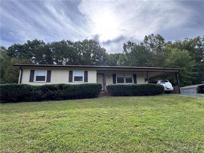 Property at 305 Kingston Dr, King, NC