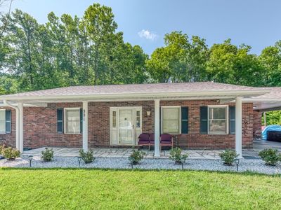 901 Cherokee Rd