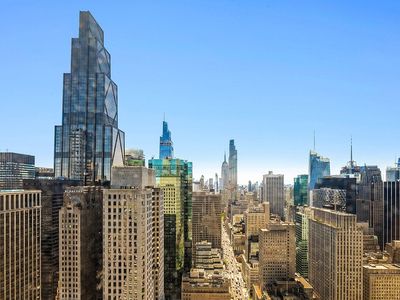 641 5th Ave #45G