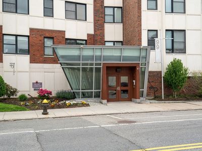 99 Chestnut Hill Ave APT 212