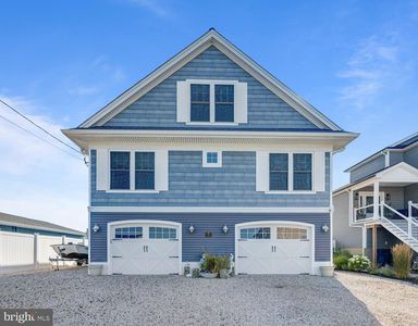 17 S Portland Dr