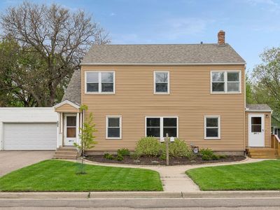 235 Dakota St