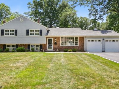 39 Whitney Dr
