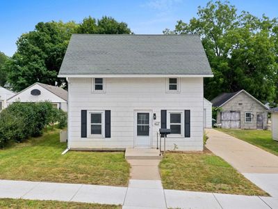 407 Hamburg St