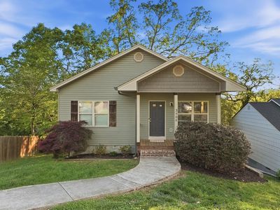 3806 Kingwood Cir