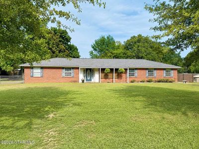 501 Dowdle Dr
