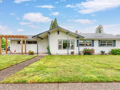 2209 NE 108th Ave