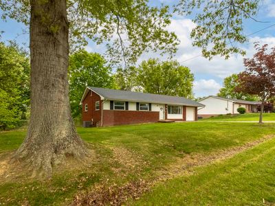 114 Oakwood Est