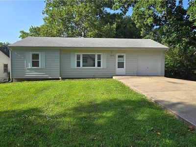 Property at 4819 NE 47th St, Kansas City, MO
