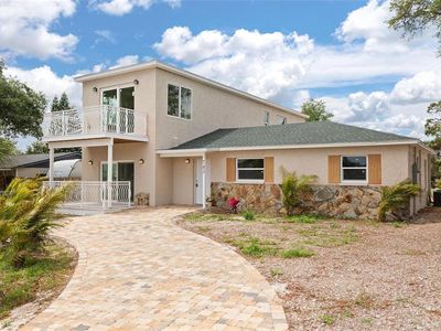 743 Bayshore Dr