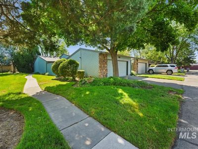 7123 W Cascade Dr
