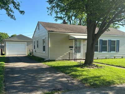 2050 S Hadley Rd