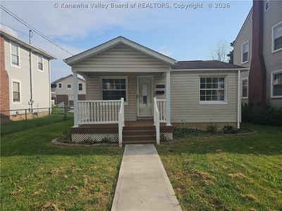 1315 Moore Ave