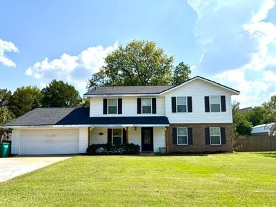 Property at 1907 Marengo Dr, Demopolis, AL